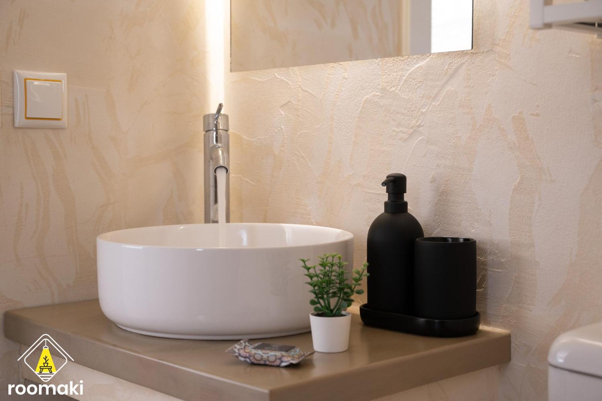 Roomaki - New & Stylish Studio In The Center With Parking Chalkís Exterior foto